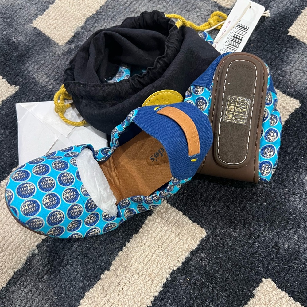 Thandos split sole Shoes